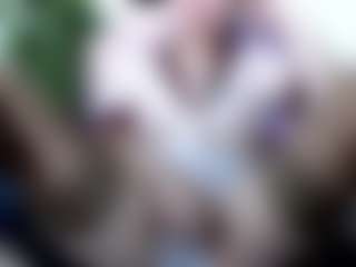 Akiramm MILF webcam performer live streaming