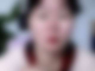 Akiramm MILF webcam performer live streaming
