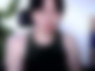 Akiramm MILF webcam performer live streaming