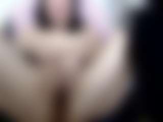 Akiramm MILF webcam performer live streaming