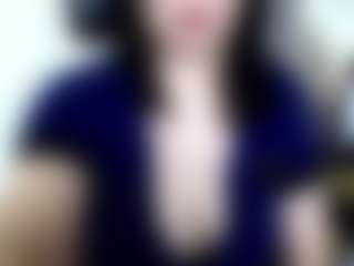 Akiramm MILF webcam performer live streaming