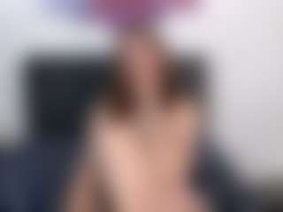 Live cam show with Danielacams-love - Small Ass on sexylive.show