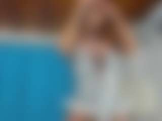 Live cam show with emilhornett - Spank on Dolls Live