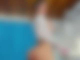 emilhornett's Live Sex Cam Show