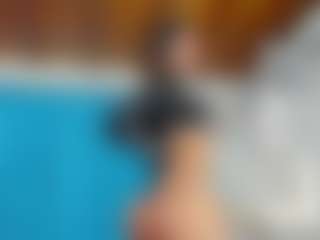emilhornett's Live Sex Cam Show