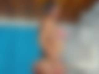 emilhornett's Live Sex Cam Show