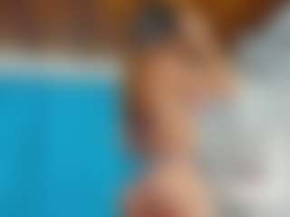 emilhornett's Live Sex Cam Show