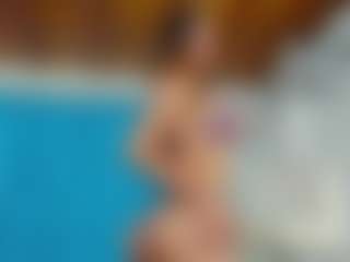 Live cam show with emilhornett - White on Camsoda | colombia