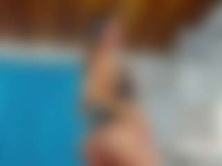 Live cam show with emilhornett - Teen (18+) on Camsoda
