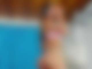 Live cam show with emilhornett - Spank on madthumbs