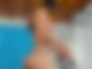 emilhornett's Live Sex Cam Show