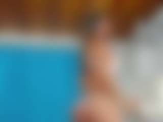 emilhornett's Live Sex Cam Show