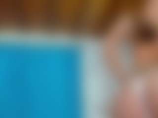 Live cam show with emilhornett - Teen (18+) on Camsoda