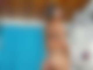 emilhornett's Live Sex Cam Show
