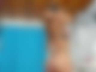 emilhornett's Live Sex Cam Show