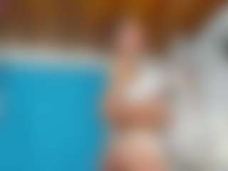 emilhornett's Live Sex Cam Show