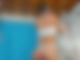 Live cam show with emilhornett - Portuguese on Camsoda