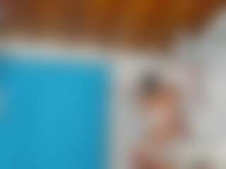 Live cam show with emilhornett - Portuguese on Camsoda