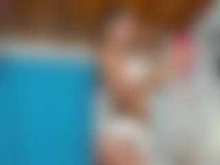 Live cam show with emilhornett - Tease on Camsoda