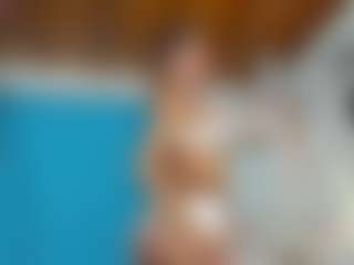 Live cam show with emilhornett - Tease on Camsoda