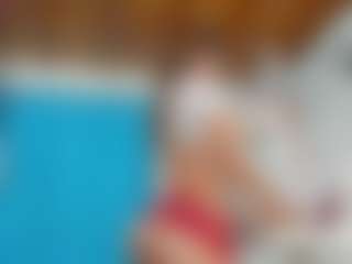 Show de cam en vivo con emilhornett - Blonde Hair en Camsoda