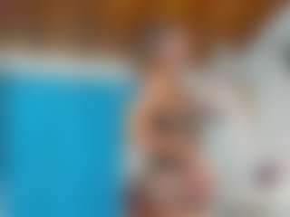 Live cam show with emilhornett - Spank on WildCum