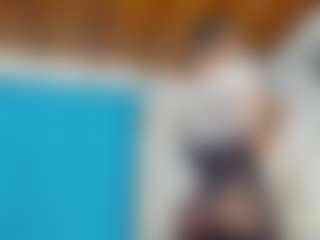 Show in cam erotica live di emilhornett