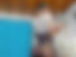 emilhornett's Live Sex Cam Show