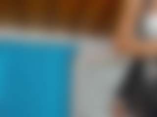 Live cam show with emilhornett - Teen (18+) on StripNow