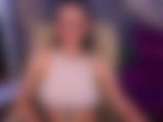 Live cam show with CrystalBarbie - BBW on fapnchat
