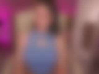 Live cam show with CrystalBarbie - Pornstar Bedroom on xxxlivecams.org