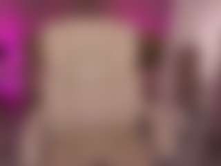 Live cam show with CrystalBarbie - Fingering Teen (18+) on Camiplay Live
