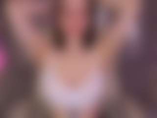 Live cam show with CrystalBarbie - Ass Bouncing on Camsoda