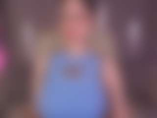 Live cam show with CrystalBarbie - Ass Bouncing on Camsoda