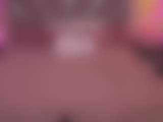 Live cam show with CrystalBarbie - Squirt on Camsoda