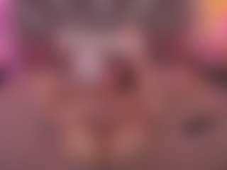 Live cam show with CrystalBarbie - Squirt on StripNow