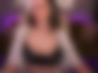 Live cam show with CrystalBarbie - Solo on CamSextacy