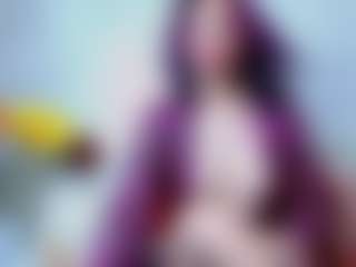 Live cam show with DarinaLovelyy - Green Eyes on xDating