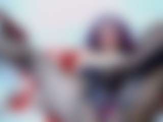 DarinaLovelyy MILF webcam performer live streaming