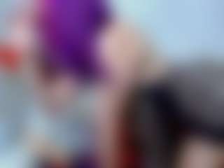 Live cam show with DarinaLovelyy - Nipple Piercings on CamClone