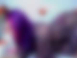Live cam show with DarinaLovelyy - Green Eyes on Hubzter Live