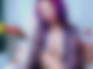 Live cam show with DarinaLovelyy - Control on Camsoda