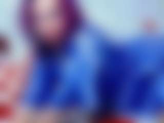 Live cam show with DarinaLovelyy - Average on Camsoda