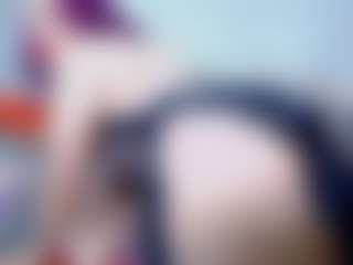 DarinaLovelyy MILF webcam performer live streaming
