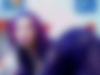 Live cam show with DarinaLovelyy - Green Eyes on fuklive.com