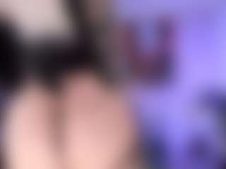Live cam show with Fermercury - Tongue on Camsoda