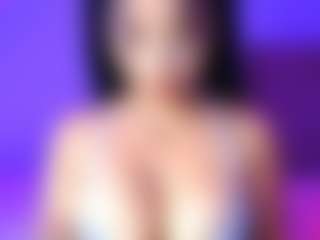 Live cam show with lauraG - Lovense on Sex Cam Show