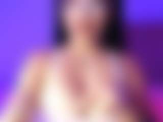 lauraG's Live Sex Cam Show