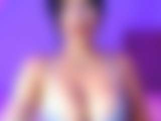 lauraG's Live Sex Cam Show
