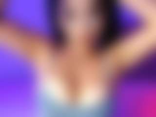 lauraG's Live Sex Cam Show